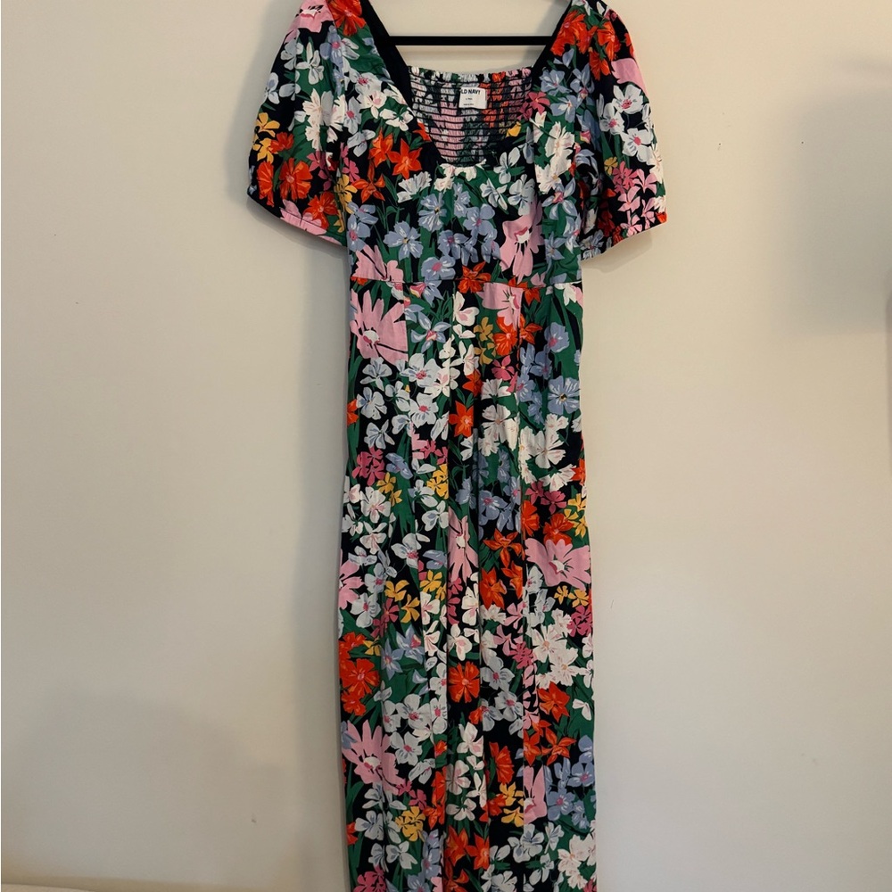 Old Navy Floral Bubblr Sleeve Maxi Dress